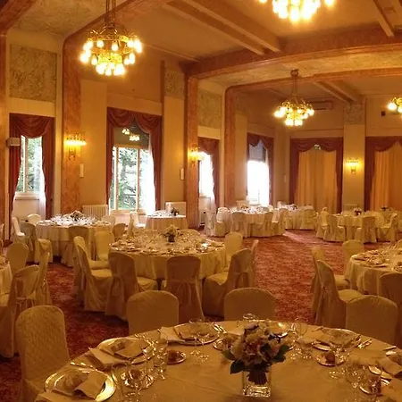 Palace Grand 4*