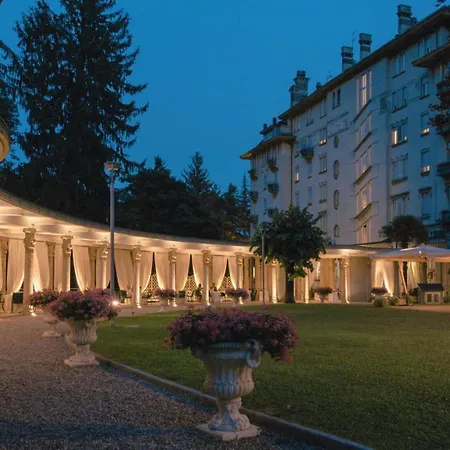 Hotel Palace Grand