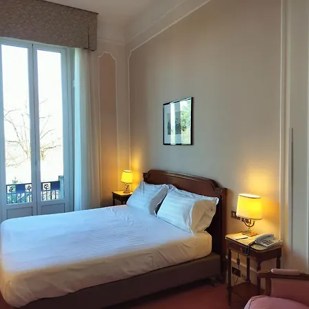 Palace Grand Hotel 4*