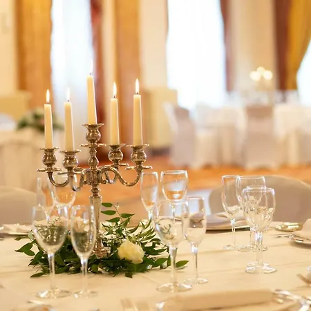 Palace Grand Hotel 4*
