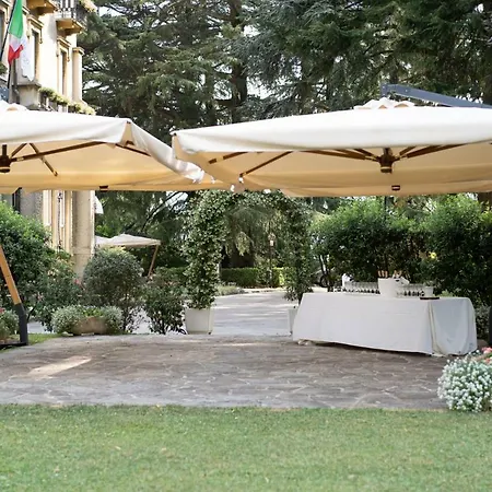 Palace Grand Varese