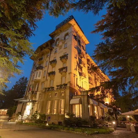 Palace Grand